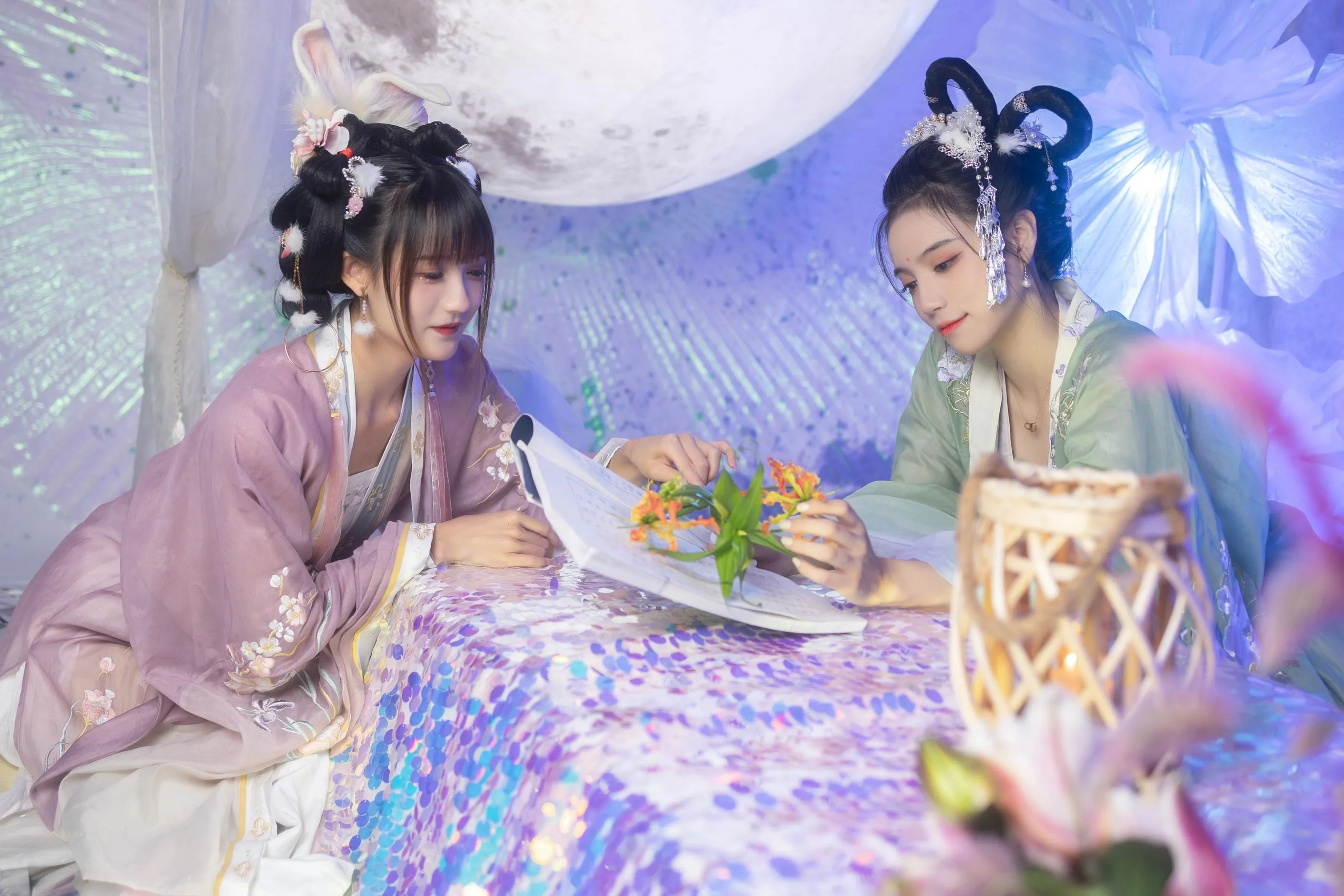 [艺图语] 2022.06.15 玉兔与嫦娥 贰加六 [42P]插图1